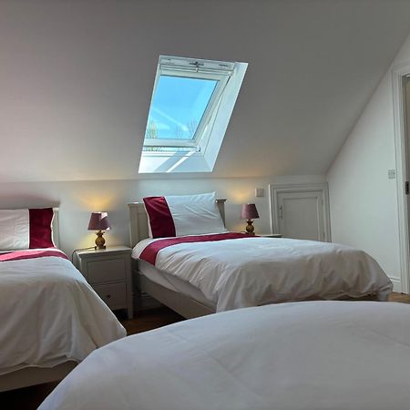 Lough Key Luxury Riverfront Apartment Cootehall エクステリア 写真